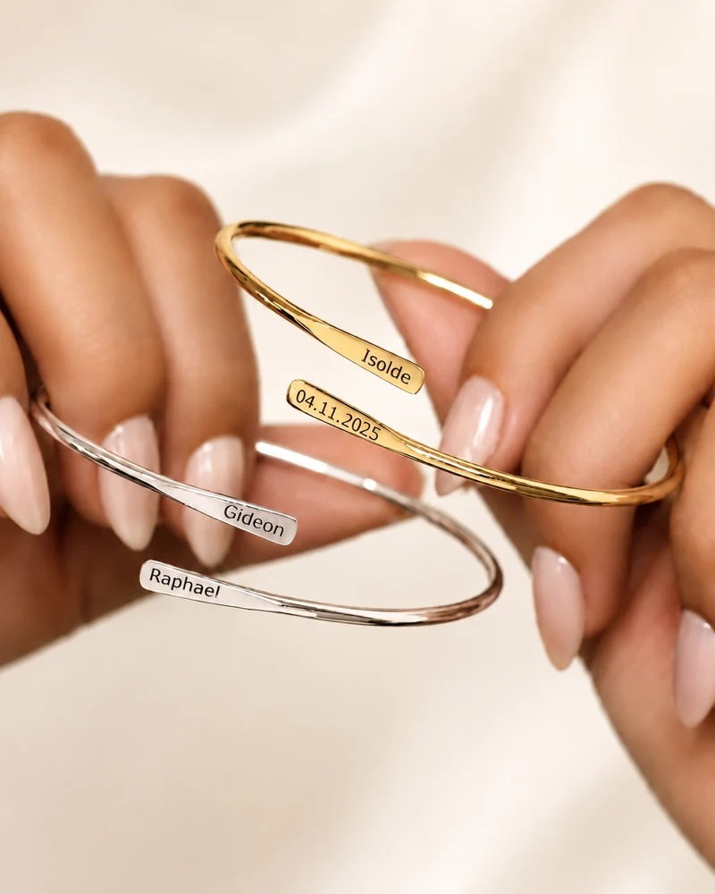 Pulsera grabada con nombre y fecha – Brazalete abierto