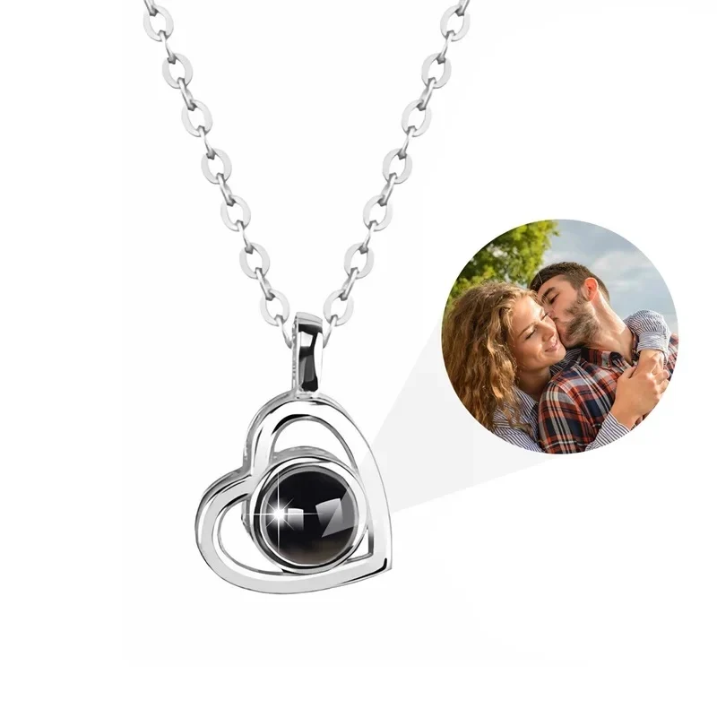 Collar personalizado con foto proyectada – Regalo original y emotivo 💖