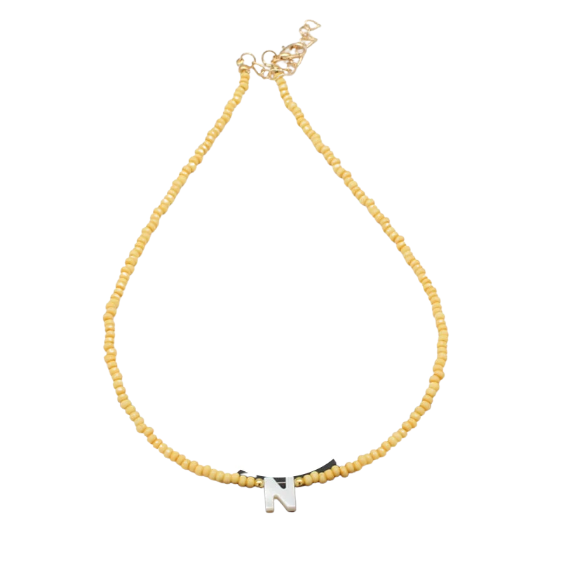 Collar de cuentas amarillo