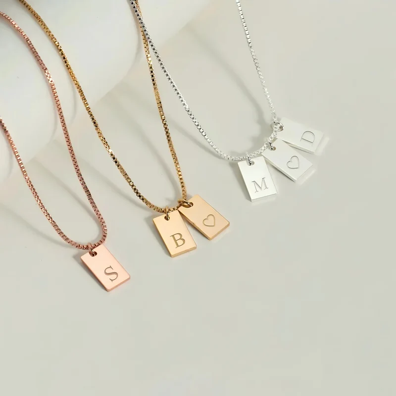 Collar iniciales