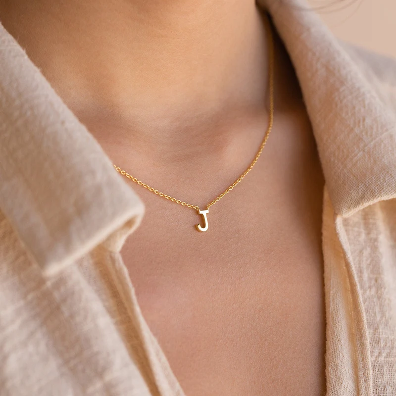 Colgante con Inicial Personalizado – Acero Inoxidable