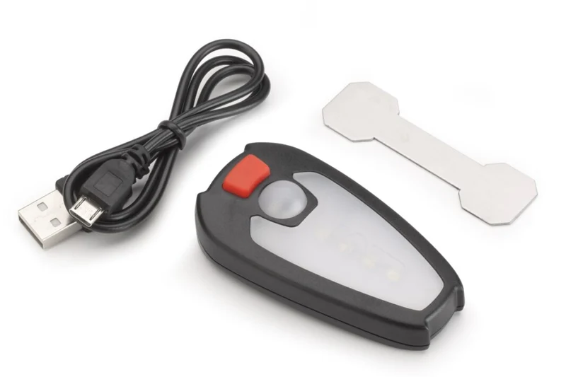 GIVI LUZ INTERIOR CORTESIA MALETAS E198B
